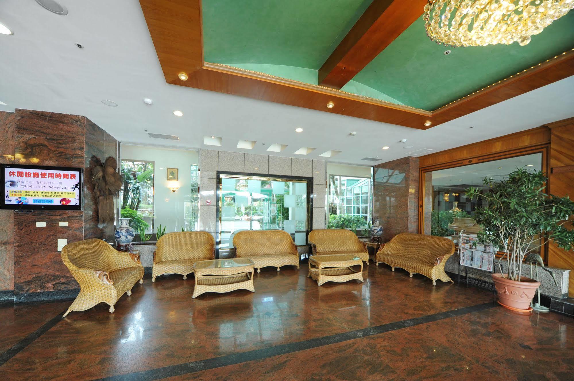 Kenting Holiday Hotel Heng-ch'un Exterior foto