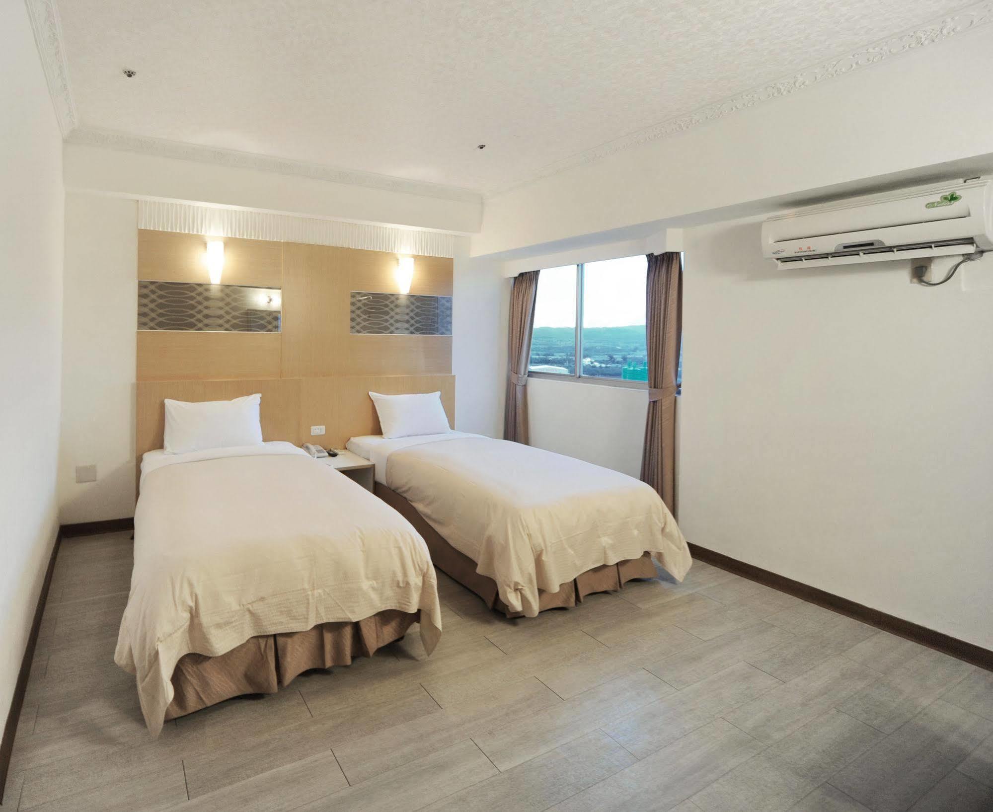 Kenting Holiday Hotel Heng-ch'un Exterior foto