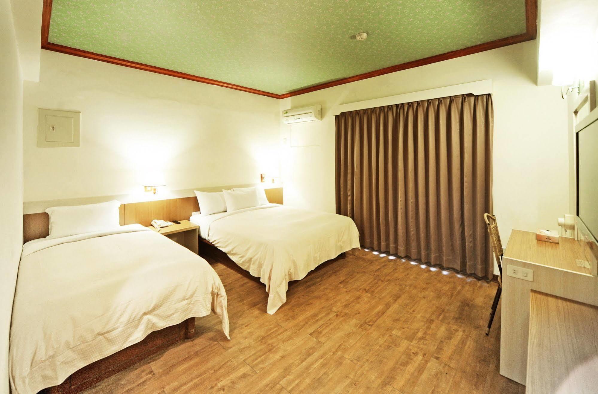 Kenting Holiday Hotel Heng-ch'un Exterior foto